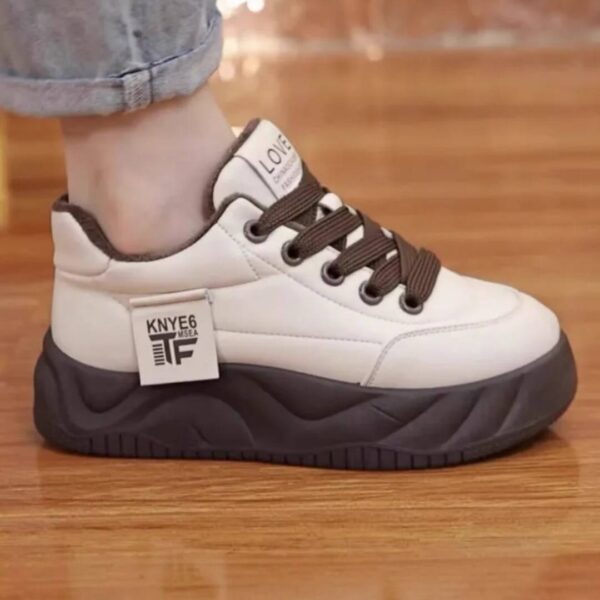 کتونی لژدار اسپرت زنانه مدل لاو کرم قهوه‌ای Women’s Love Platform Sneakers Cream Brown
